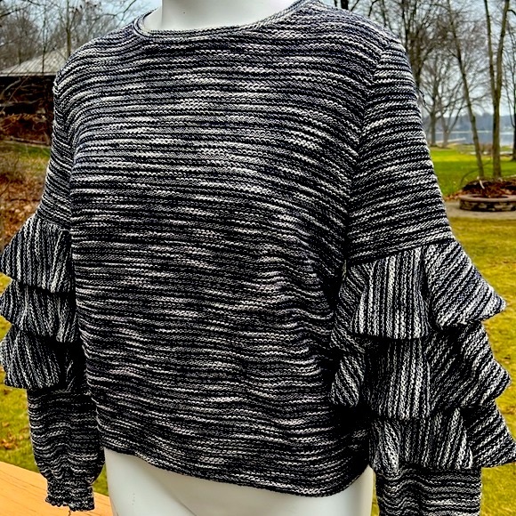 MISA Los Angeles very unique Boho top - Picture 3 of 10